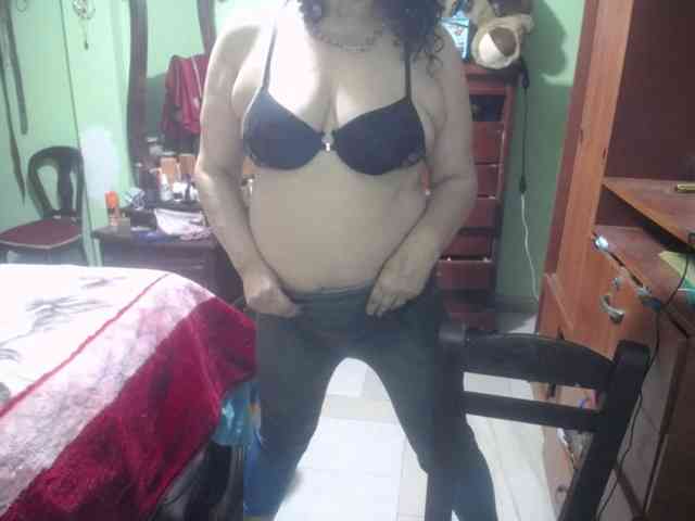 jazmin-mature webcam