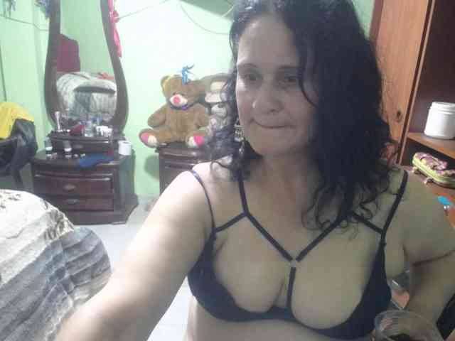 jazmin-mature webcam