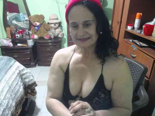 jazmin-mature webcam