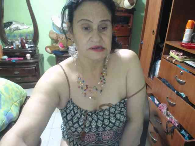jazmin-mature webcam