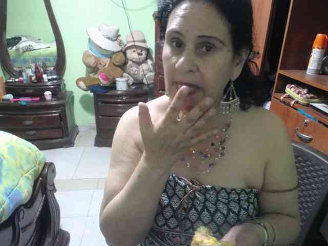 jazmin-mature webcam