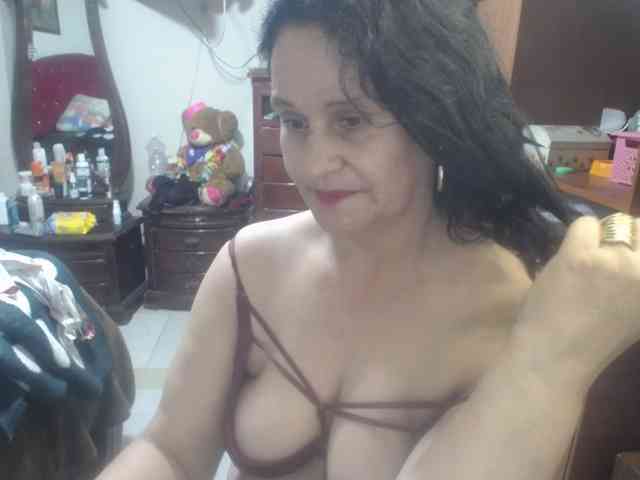 jazmin-mature webcam