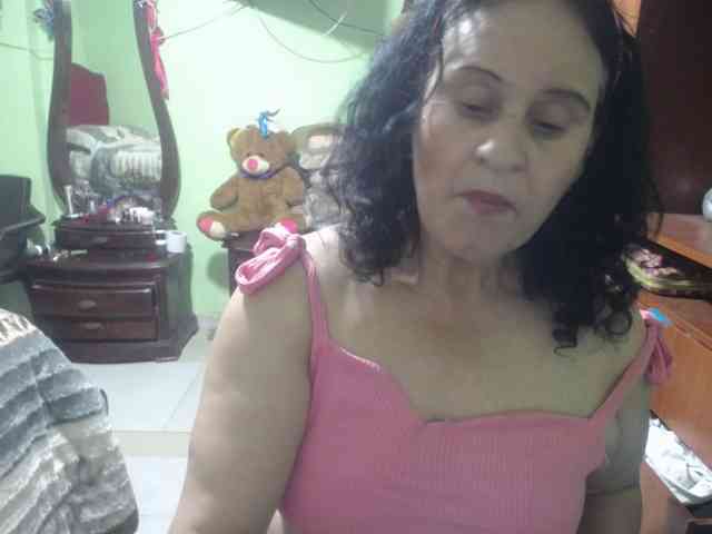 jazmin-mature webcam