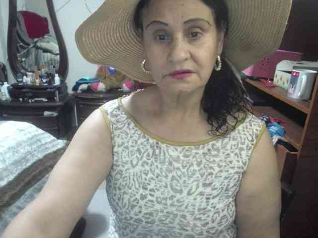 jazmin-mature jazmin-mature