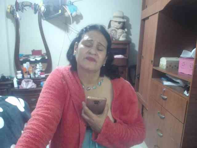 jazmin-mature webcam