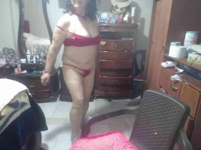 jazmin-mature webcam