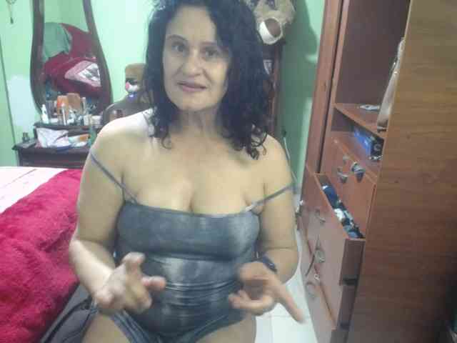 jazmin-mature jazmin-mature