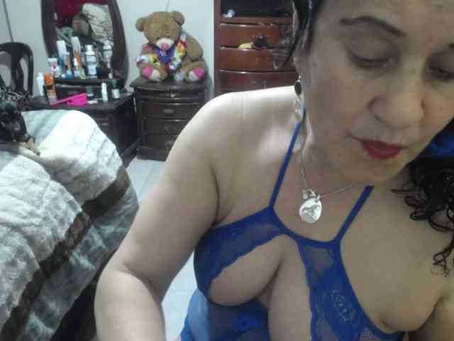 jazmin-mature webcam