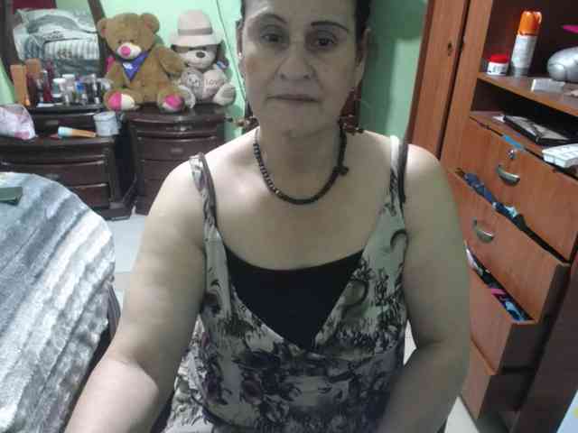 jazmin-mature webcam