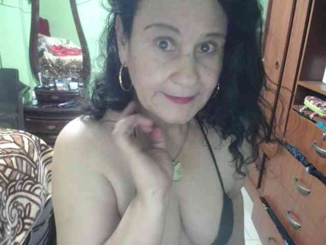 jazmin-mature webcam