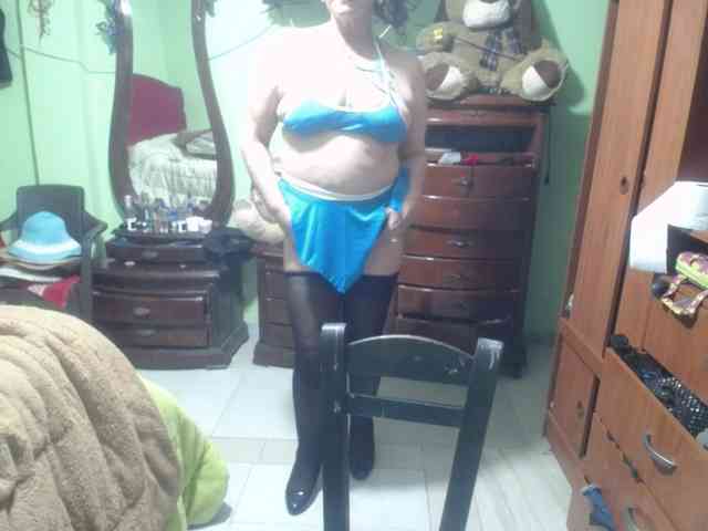jazmin-mature webcam