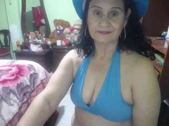 jazmin-mature webcam