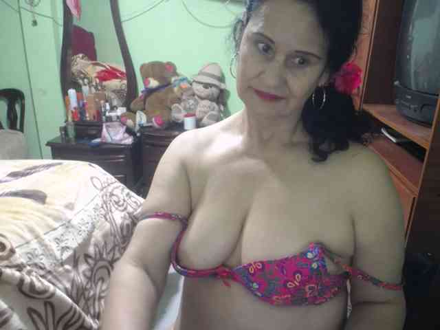 jazmin-mature webcam