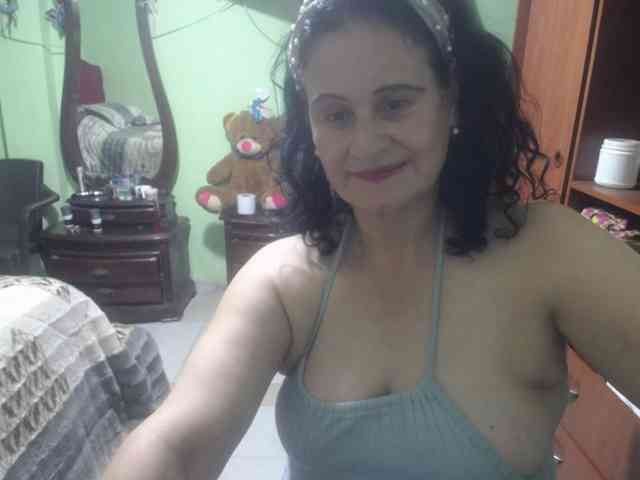 jazmin-mature webcam