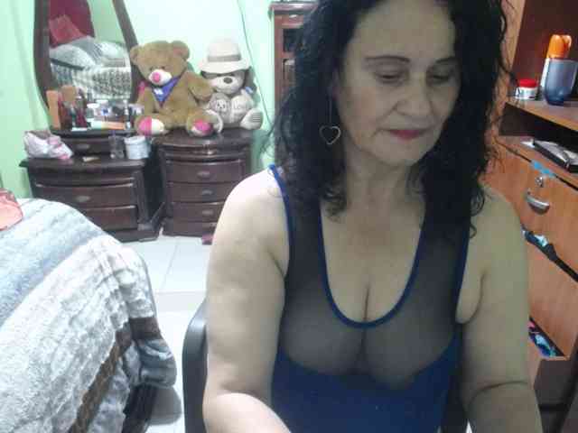 jazmin-mature webcam