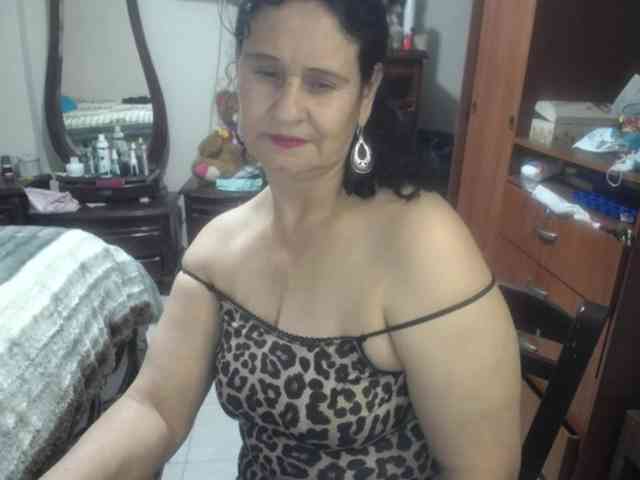 jazmin-mature Live Webcam on BongaCams