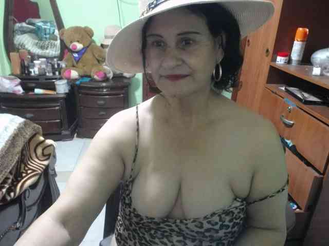 jazmin-mature webcam