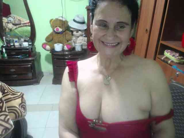 jazmin-mature webcam