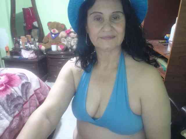 jazmin-mature webcam