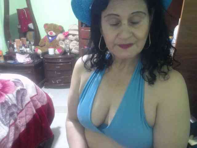 jazmin-mature webcam