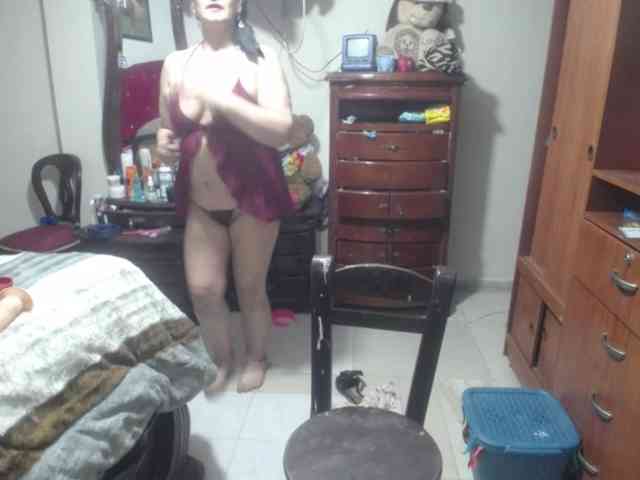 jazmin-mature webcam