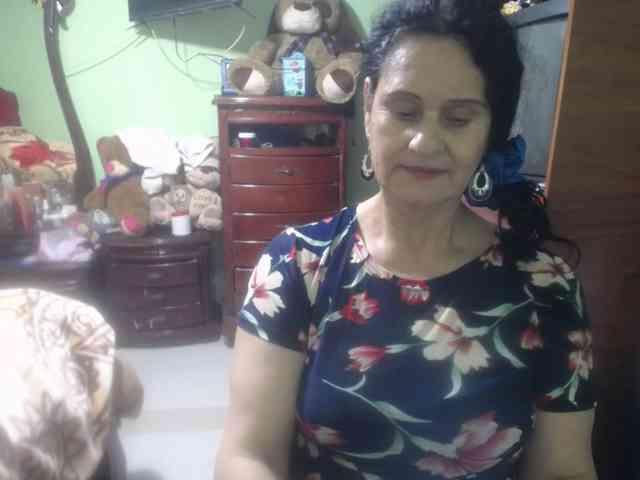 jazmin-mature webcam