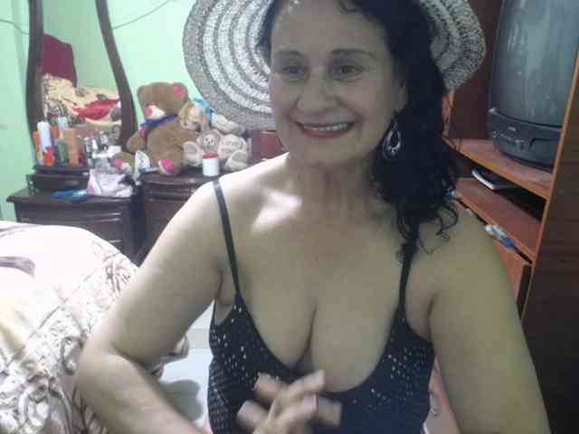 jazmin-mature webcam