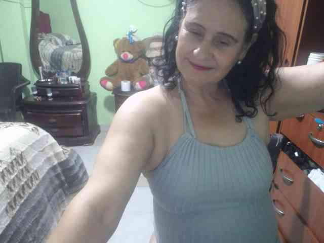 jazmin-mature webcam