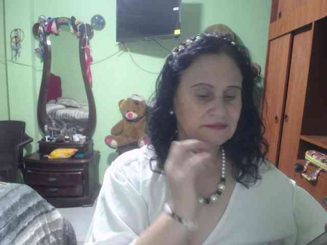 jazmin-mature webcam