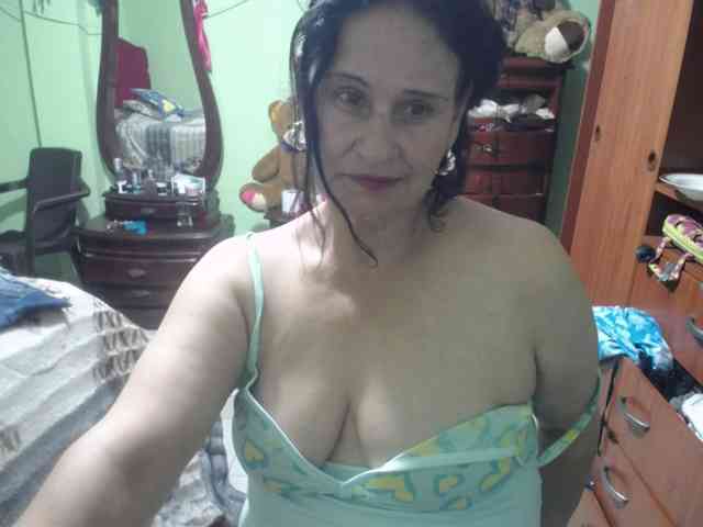 jazmin-mature webcam