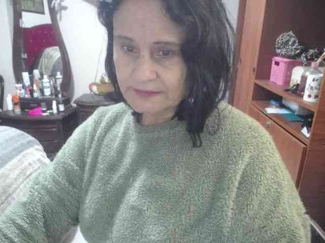 jazmin-mature webcam