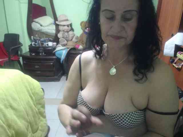 jazmin-mature webcam