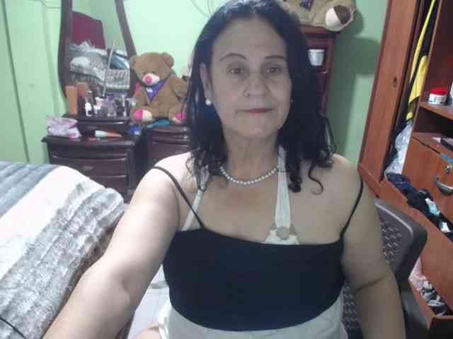 jazmin-mature webcam
