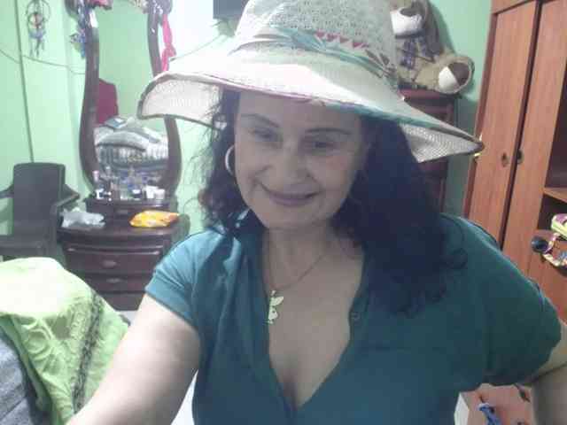 jazmin-mature webcam