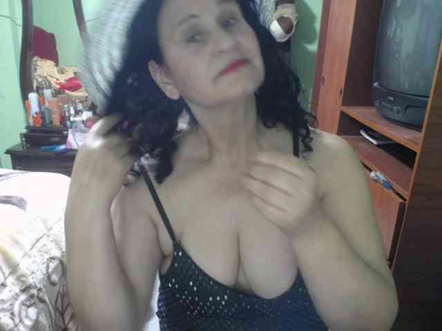 jazmin-mature webcam