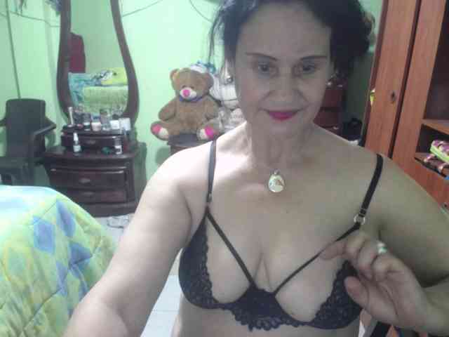 jazmin-mature webcam