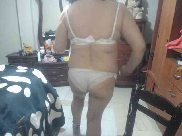 jazmin-mature webcam