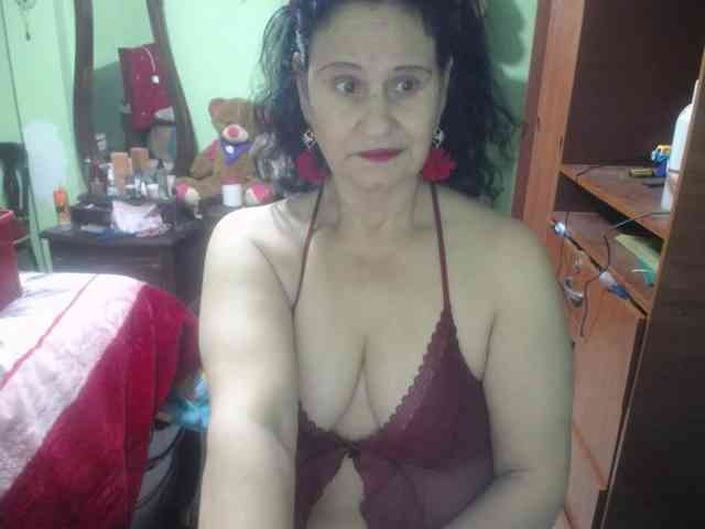 jazmin-mature webcam