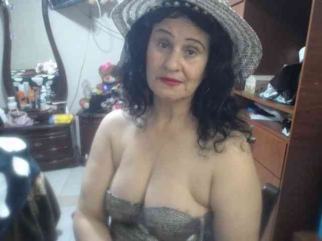 jazmin-mature webcam