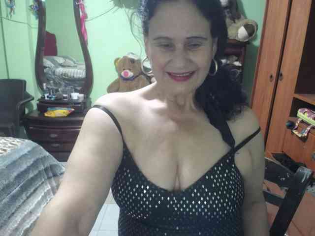 jazmin-mature webcam