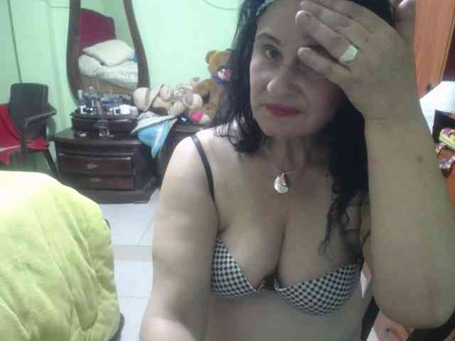 jazmin-mature webcam