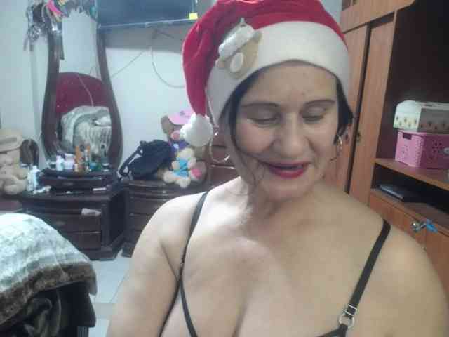 jazmin-mature jazmin-mature