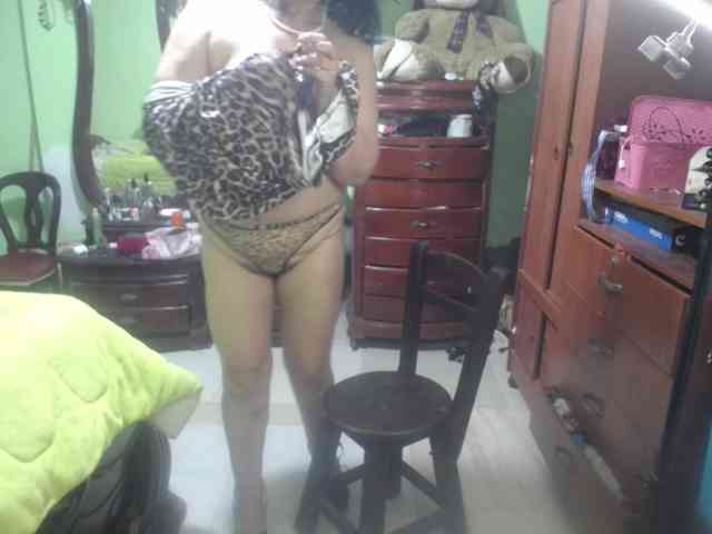 jazmin-mature webcam