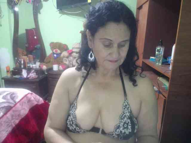 jazmin-mature jazmin-mature