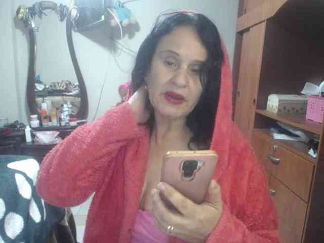 jazmin-mature webcam