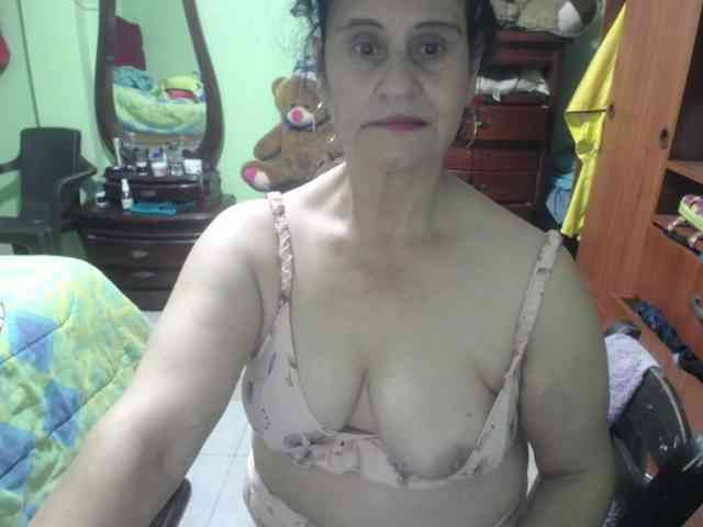 jazmin-mature webcam