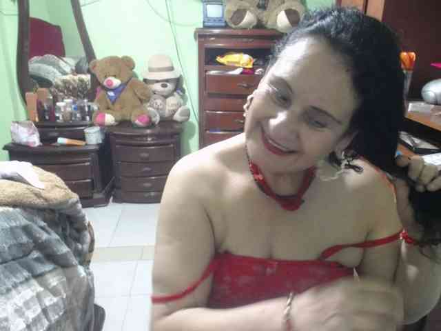 jazmin-mature webcam