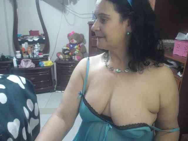 jazmin-mature webcam