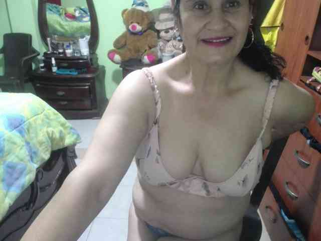 jazmin-mature webcam