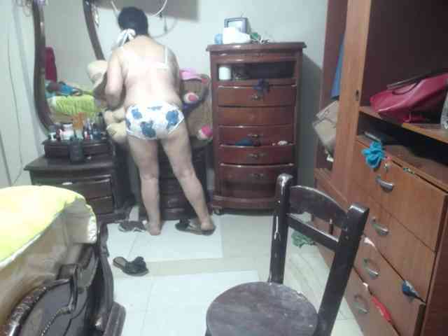 jazmin-mature webcam